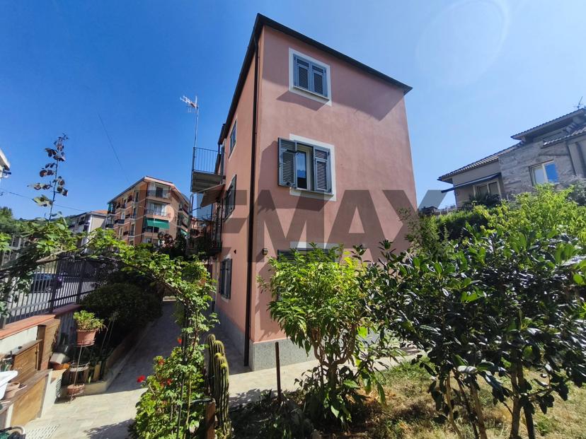 Casa indipendente, Quiliano — foto 3 di 5