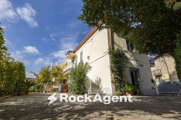 Villa in Viale Vincenzo Gattoleo 127, Catanzaro — foto 2 di 5