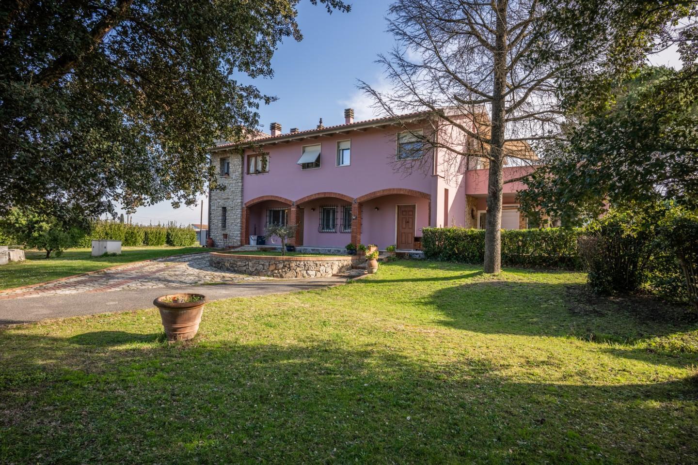 Casa indipendente, Pontedera