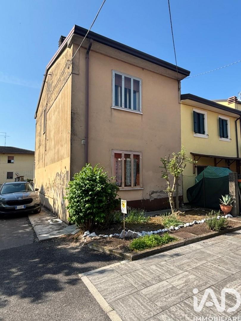 Villa in Via Tezze, Vigasio