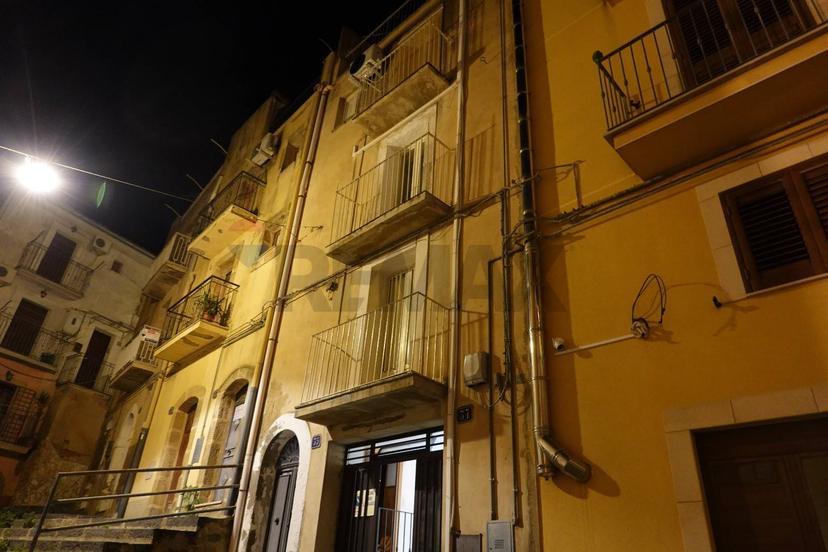Casa indipendente in Via Pennavaia 35, Caltagirone — foto 4 di 5