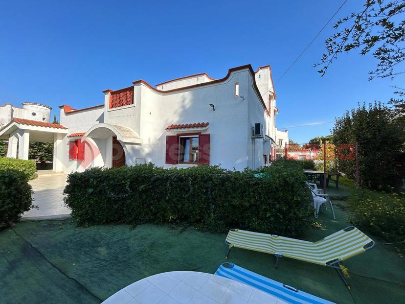 Villa in Via Mimose 121, Leporano — foto 2 di 5