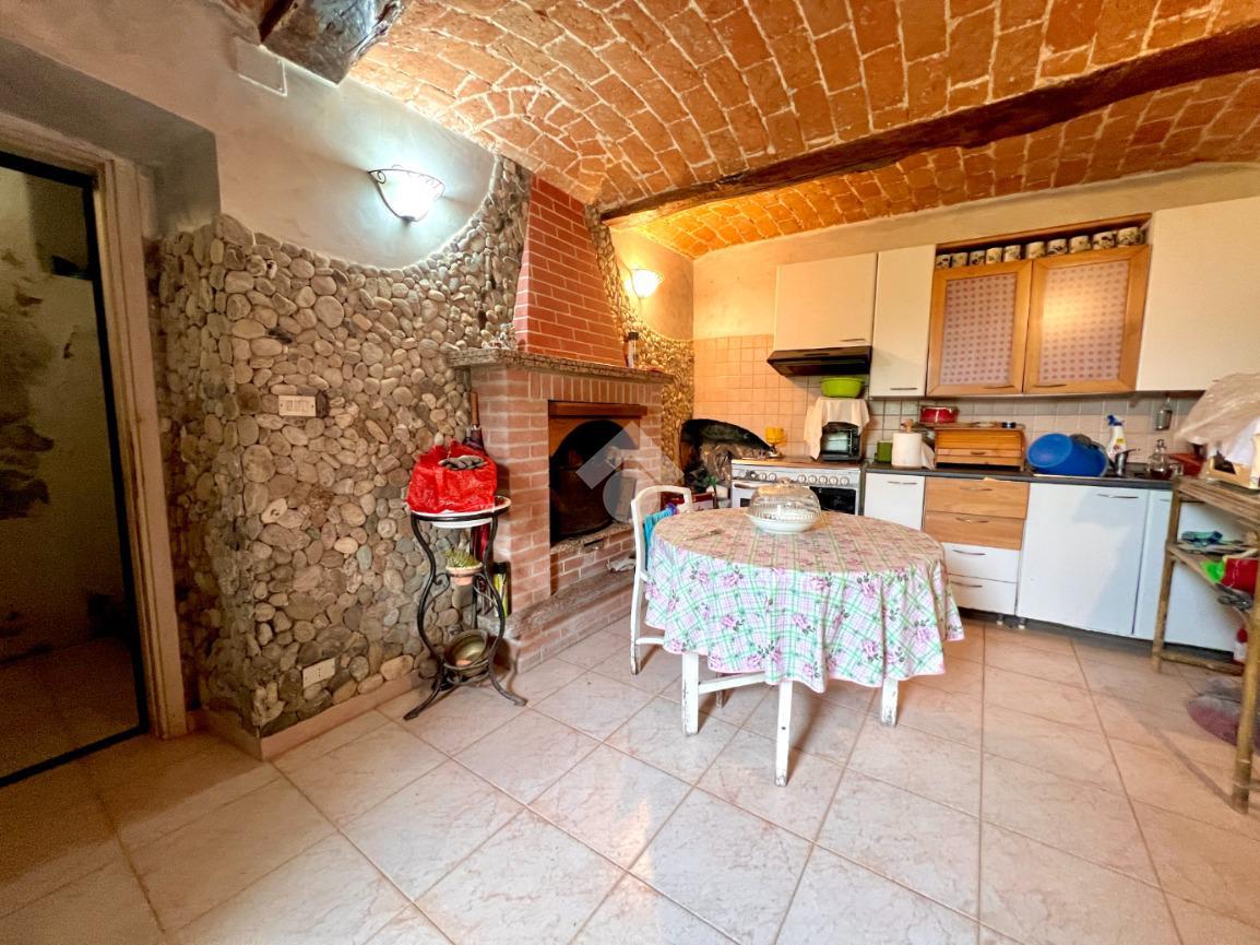 Casa indipendente in Via Piollo, Cossombrato