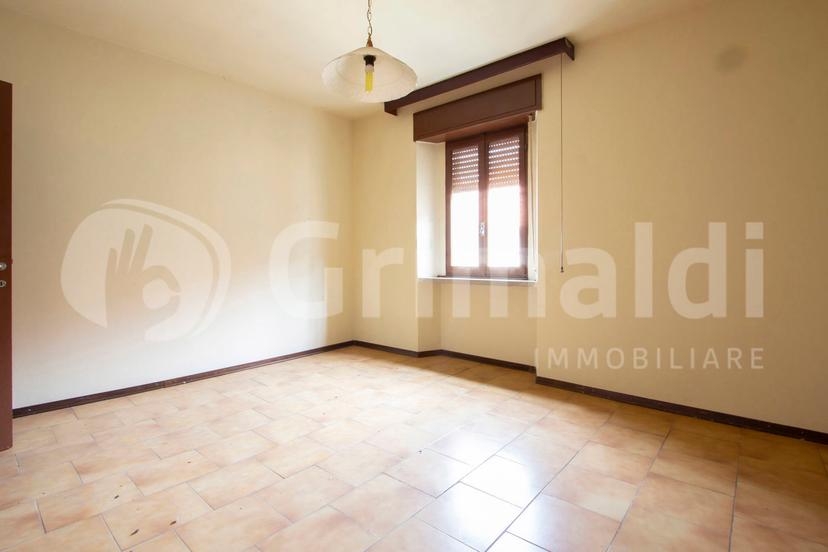 Trilocale in Via Oberdan 4, Misinto