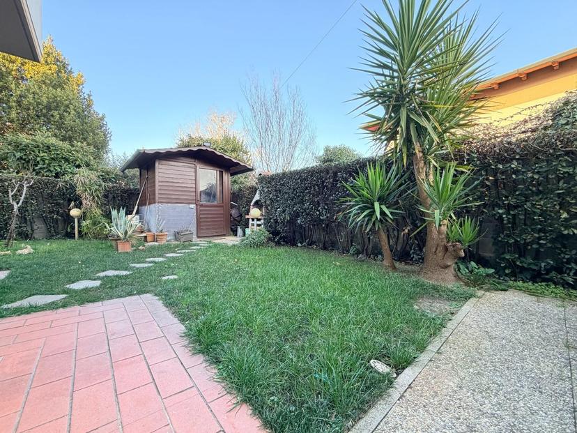 Villa bifamiliare, San Giuliano Terme — foto 4 di 5
