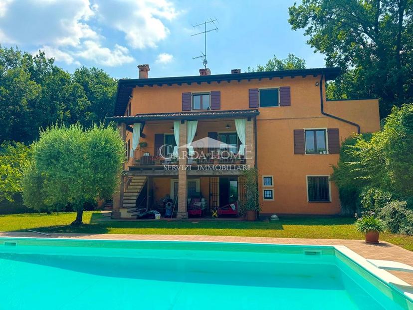Villa in Viale Guglielmo Marconi, Desenzano del Garda — foto 3 di 5