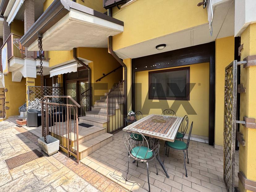 Villa a schiera in Contrada Passo Tucci 26, San Vito Chietino — foto 3 di 5