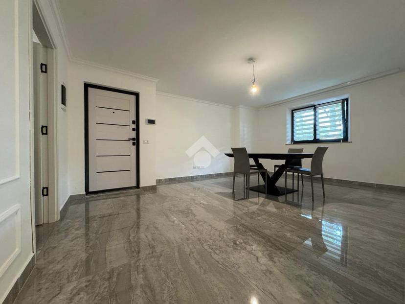 Quadrilocale in Via Vincenzo Bellini 24, Gabicce Mare — foto 2 di 5