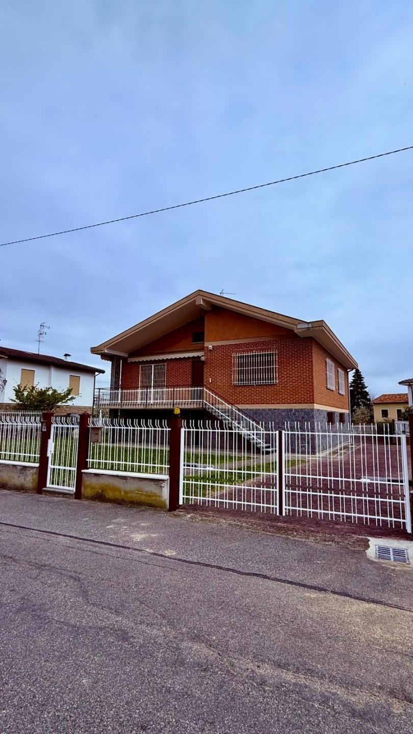 Villa in Via G. Vassallo Giarola 19, Mirabello Monferrato — foto 2 di 5