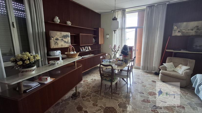 Villa in Via Marco Polo, Castano Primo — foto 4 di 5