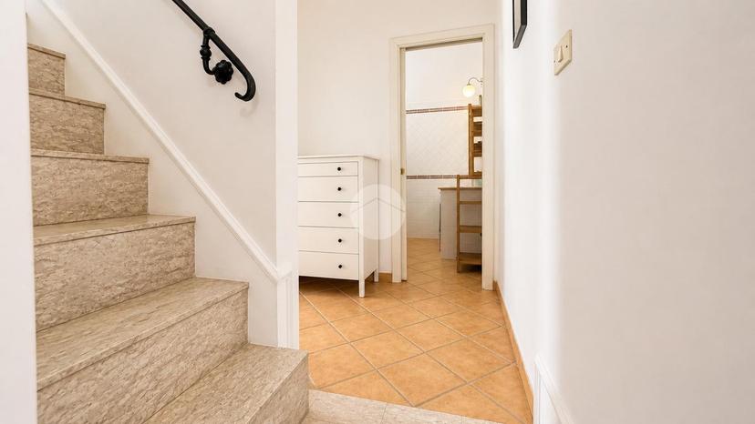Trilocale in Vicolo XI di Lungomare Giovanni Caboto 37, Gaeta — foto 5 di 5