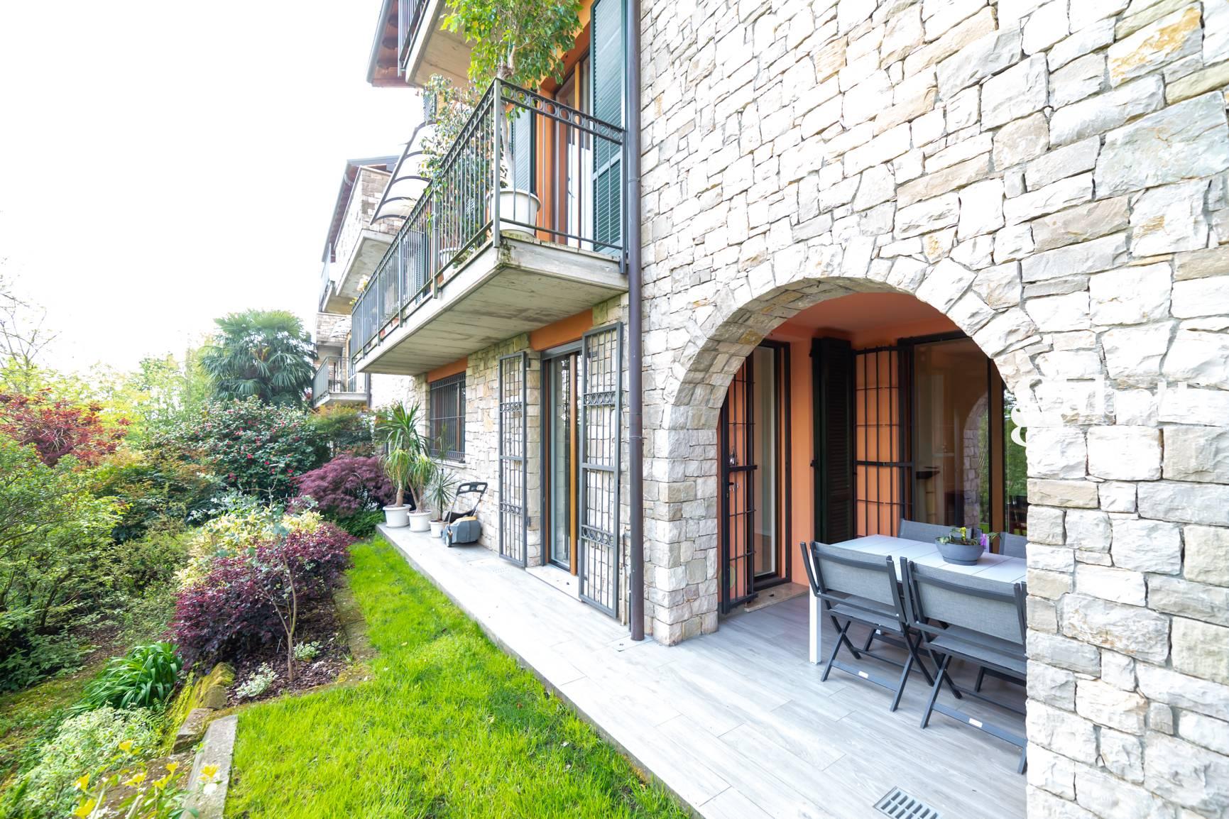 Villa in Via Belvedere 8/4, Lomagna