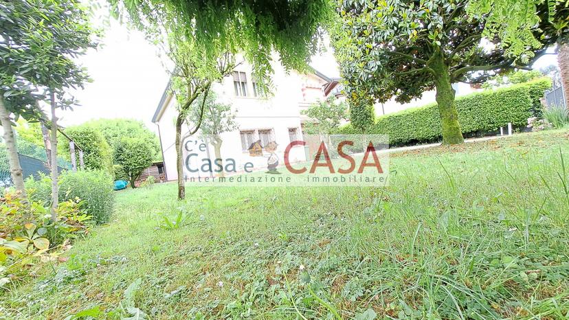 Casa indipendente in Via S. Giuseppe, 6, Selvazzano Dentro — foto 3 di 5