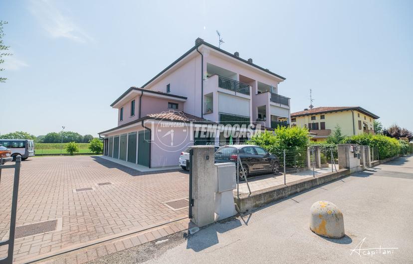 Trilocale in Via a. Baraldini 116, San Felice sul Panaro — foto 3 di 5