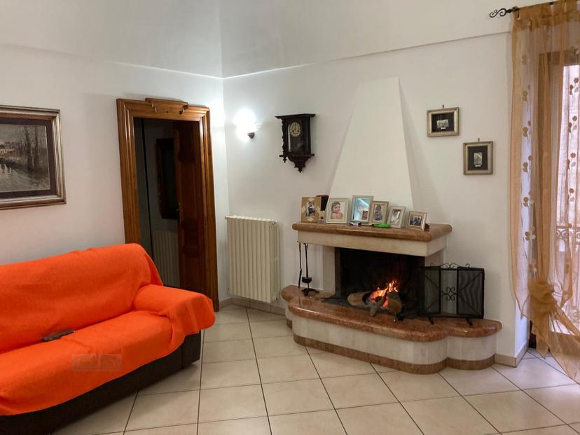 Casa indipendente in Via Panzera, Ceglie Messapica — foto 4 di 5