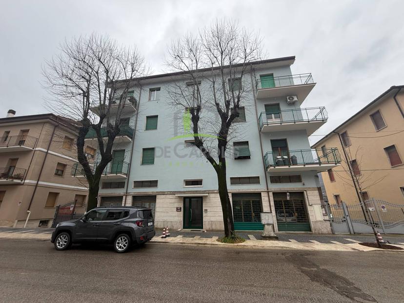 Appartamento in Via Zeppelle 75, Ascoli Piceno — foto 2 di 5