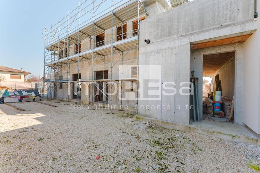 Villa in XXV Aprile 25, Susegana — foto 2 di 5