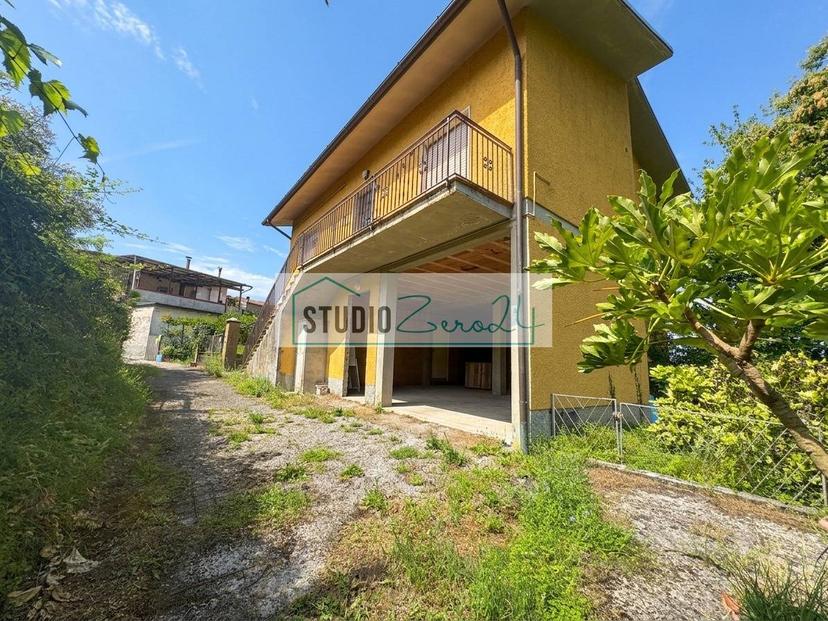 Casa indipendente in Via Paratella, Montignoso — foto 2 di 5