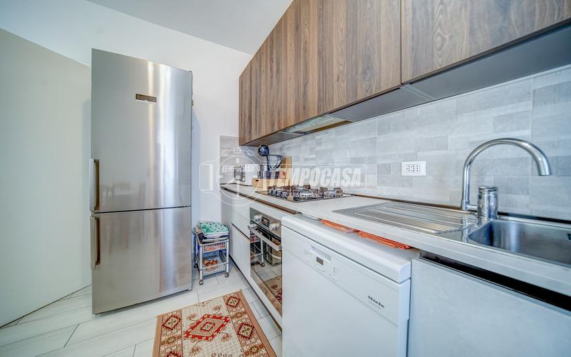 Trilocale in Via Trieste 16, Biandronno