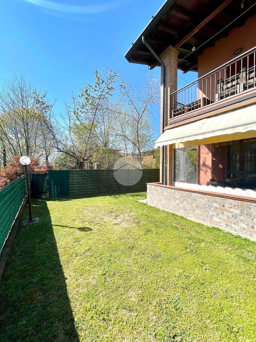 Villa a schiera in Via Roma 1, Brandico — foto 2 di 5