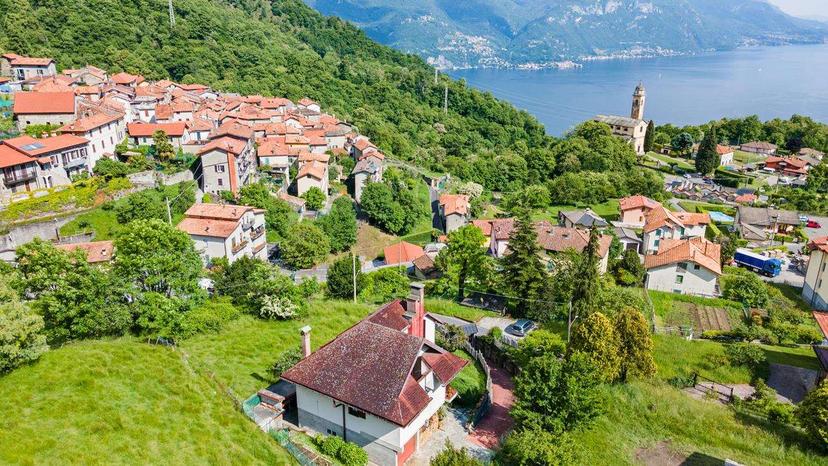 Villa unifamiliare in Via per La Grona 104, Plesio — foto 3 di 5