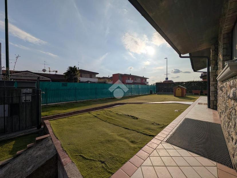 Villa in Via Alessandro Volta 30, Cavernago — foto 4 di 5