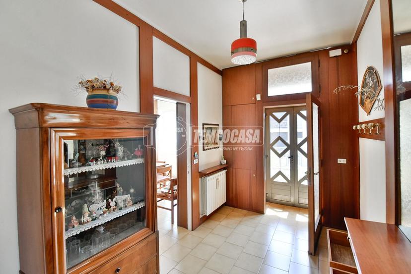 Appartamento in Via Regina Margherita 15, Capiago Intimiano — foto 2 di 5