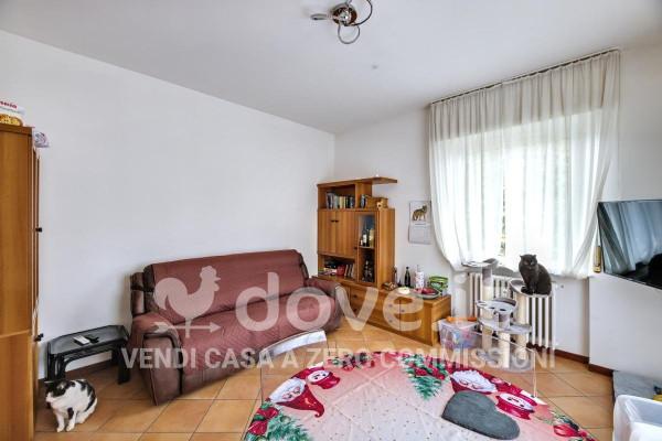 Trilocale in Via Dobbiaco 37a, Induno Olona — foto 3 di 5