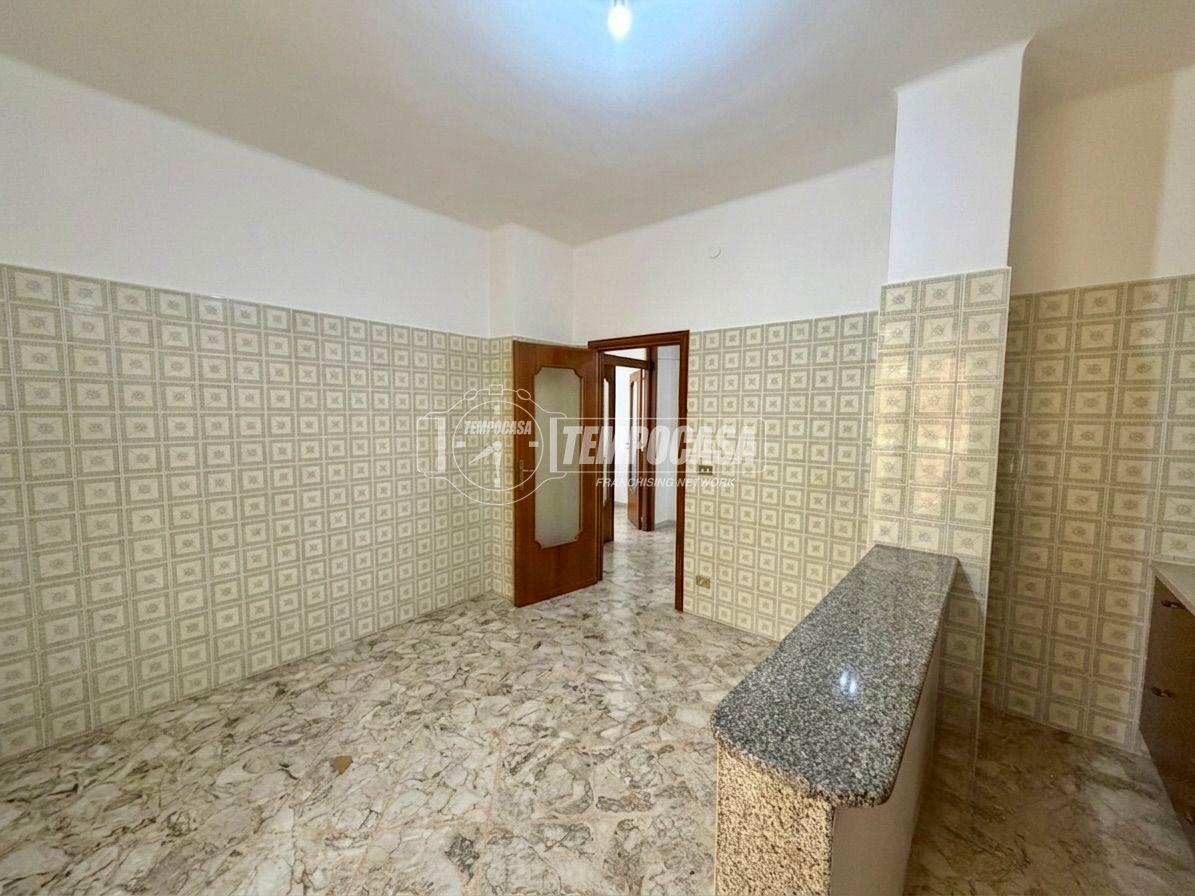 Appartamento in Via San Francesco d'Assisi, Rutigliano