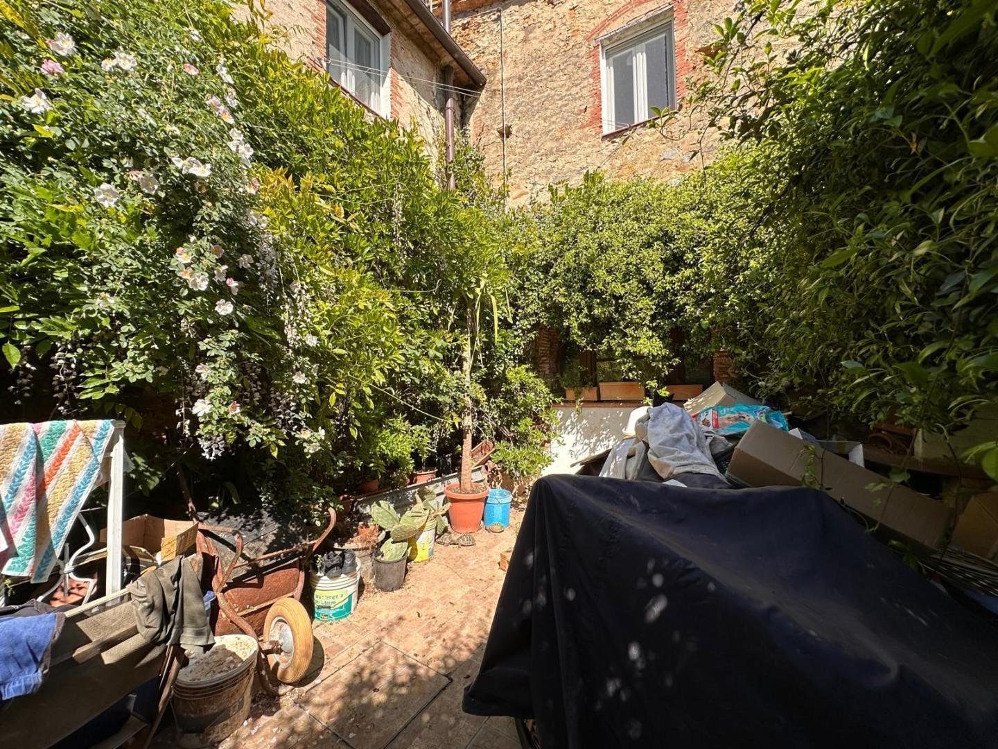 Quadrilocale, Buti