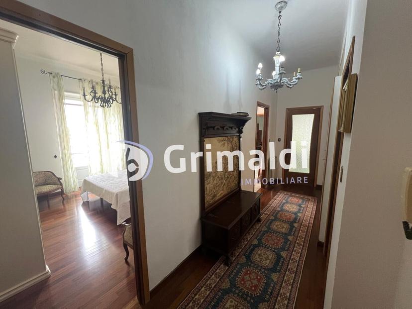 Trilocale in Via Alessandro di Gifflenga 7, Vercelli