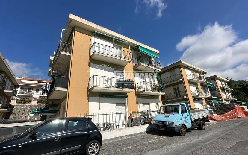 Bilocale in Via Aldo Moro 6, Toirano — foto 3 di 5