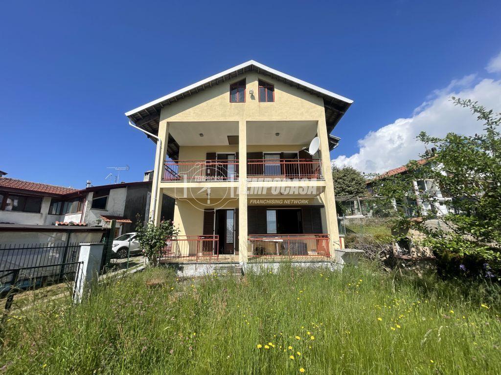 Casa indipendente in Borgata Trucco 2, Castelnuovo Nigra
