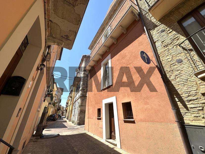 Casa indipendente in Via Giuseppe Garibaldi 15/16, Lanciano — foto 5 di 5