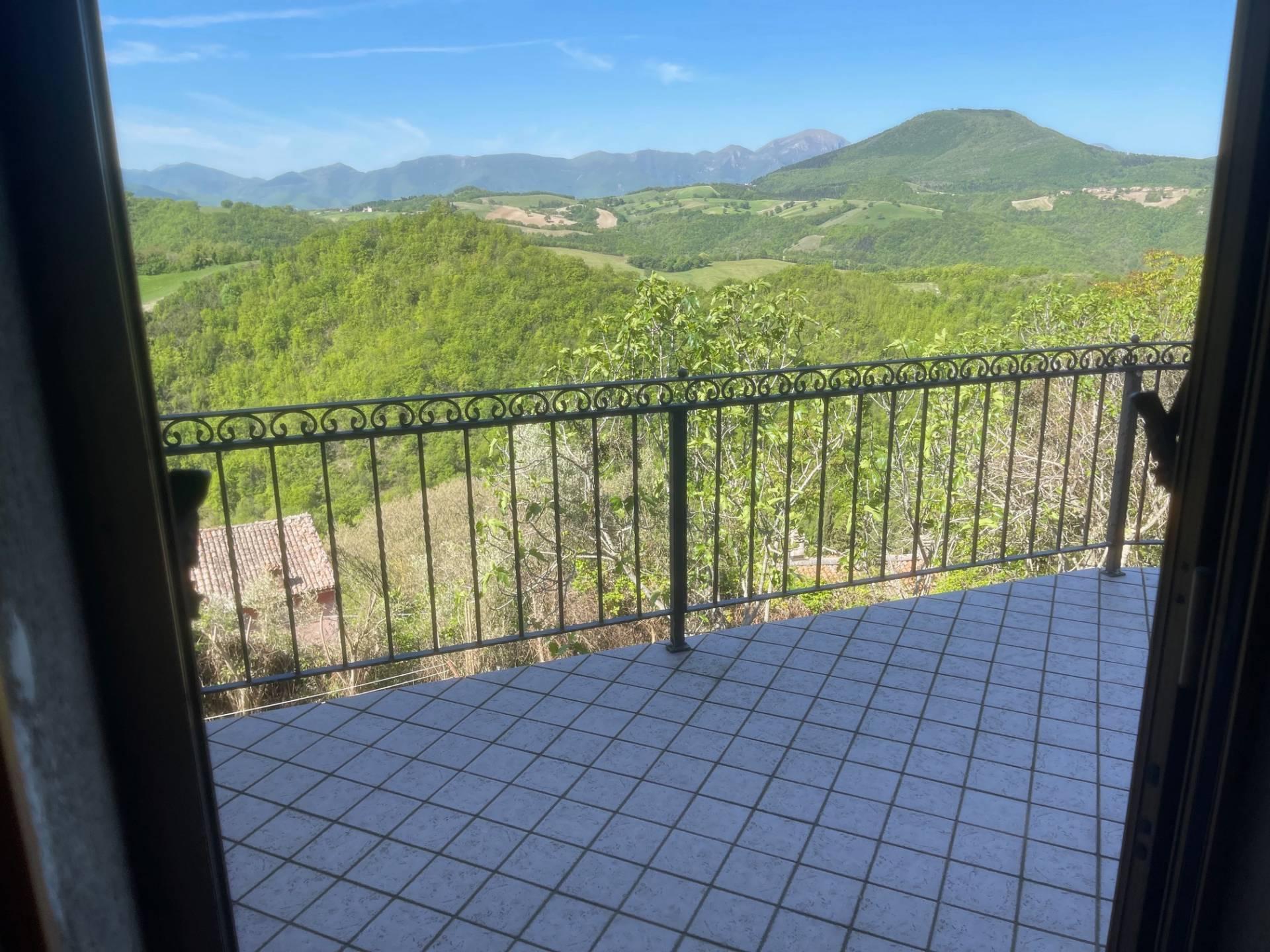 Casa indipendente in Vallemontagnana 94a, Fabriano