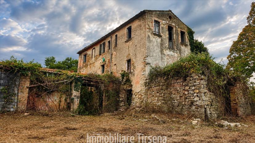 Casale, Fabro — foto 2 di 5