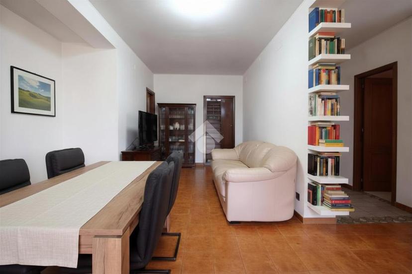 Casa indipendente in Via Topino 1, Terni — foto 3 di 5