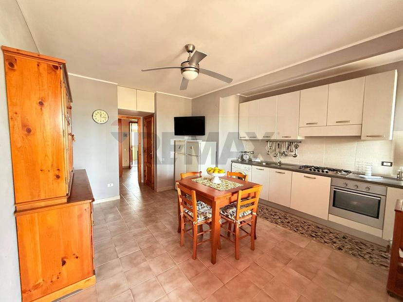 Casa indipendente in Scalo dei Saraceni 3, Manfredonia — foto 4 di 5
