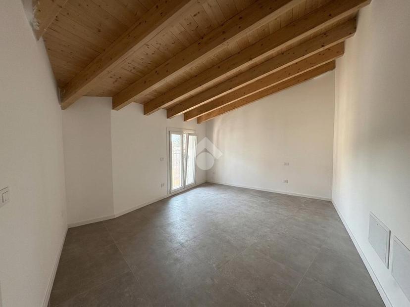 Trilocale in Via l. Cadorna, Villongo — foto 2 di 5
