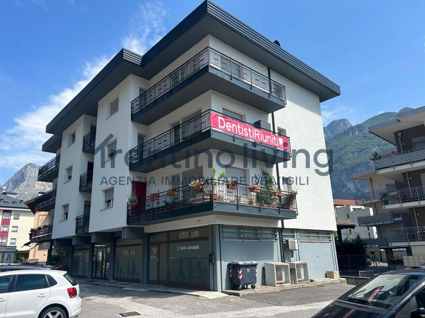 Quadrilocale in Via Alcide De Gasperi, Mezzolombardo — foto 2 di 5