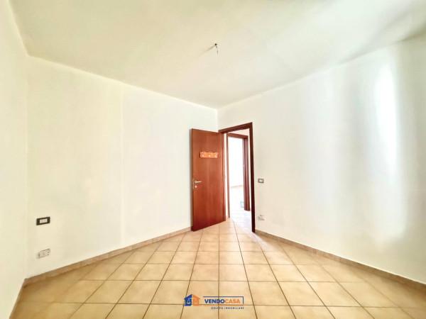 Trilocale in Via Vacca Maggiolini 3, Mombercelli — foto 3 di 5