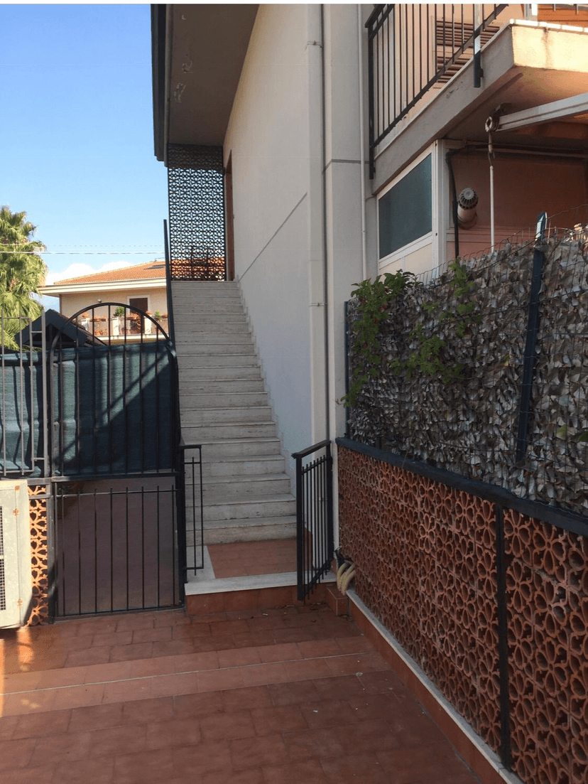 Quadrilocale in Corso Vittorio Emanuele III, Valverde — foto 2 di 5