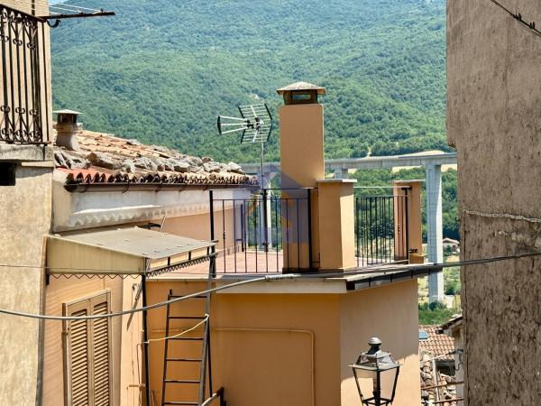 Terratetto unifamiliare in Vico Primo Fontana Media 25, Villa Santa Maria — foto 3 di 5