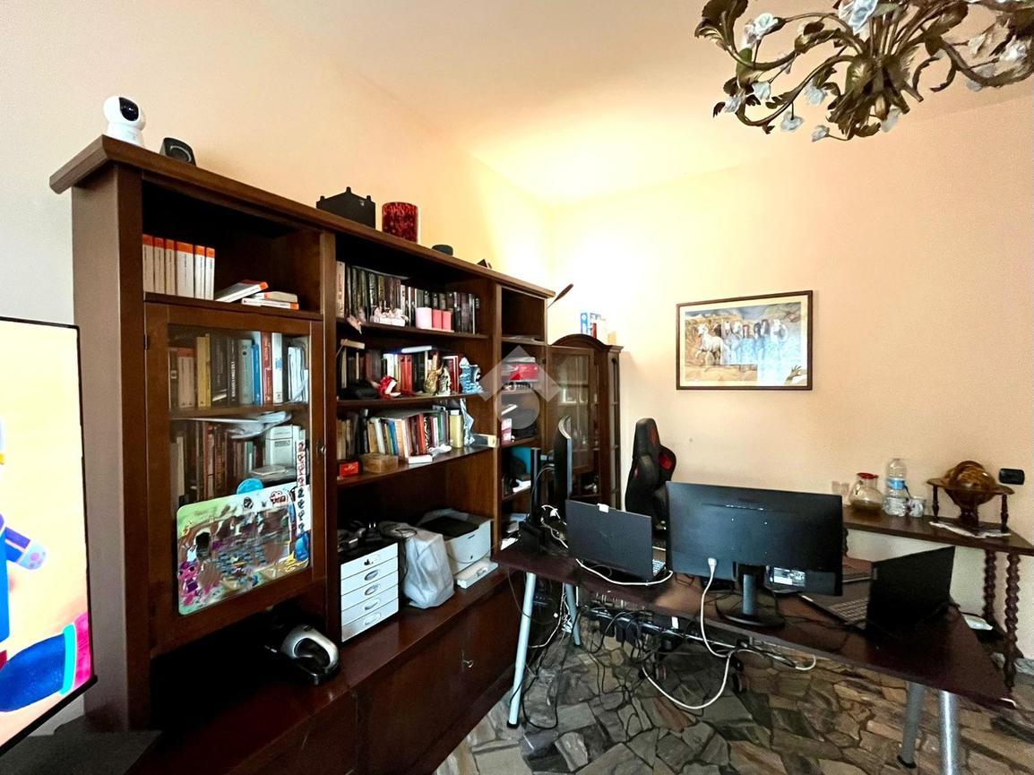 Trilocale in Via Giuseppe Verdi 1, Ponte San Pietro