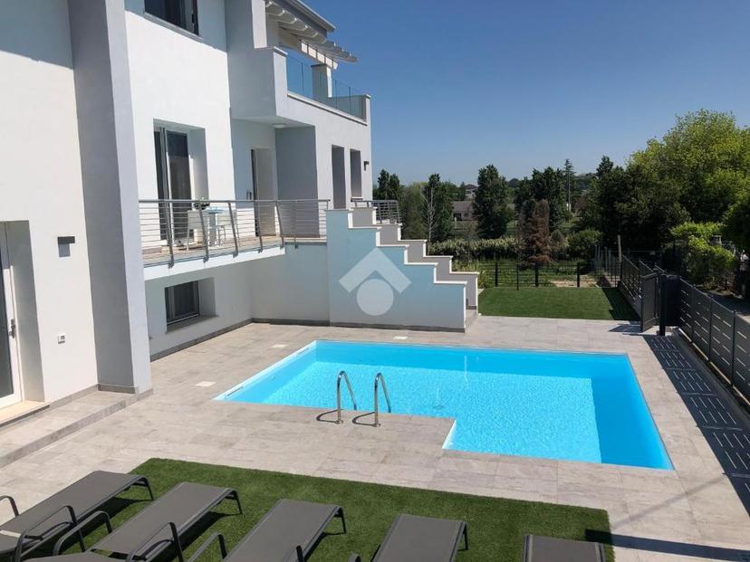 Villa in Via Casa Otello 1, Peschiera del Garda — foto 3 di 5