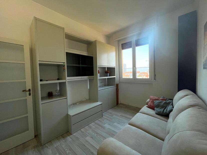 Bilocale in Viale Isonzo 28, Milano