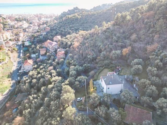 Villa in Regione Limbo 42, Alassio — foto 2 di 5