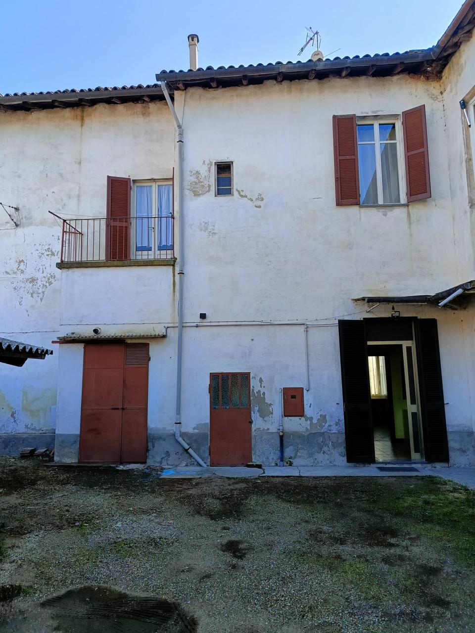 Casa indipendente in Via Palestro 6, Caresana
