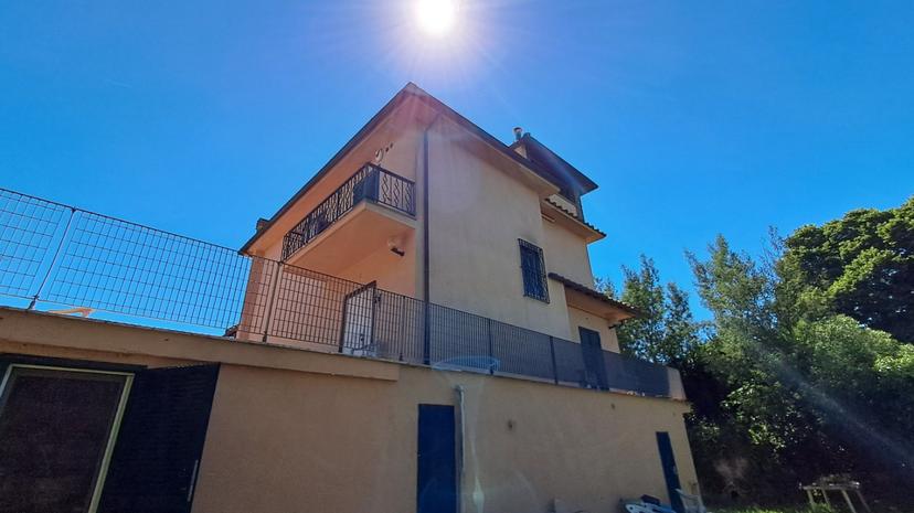 Villa in Via Braccianese Claudia, Bracciano — foto 2 di 5