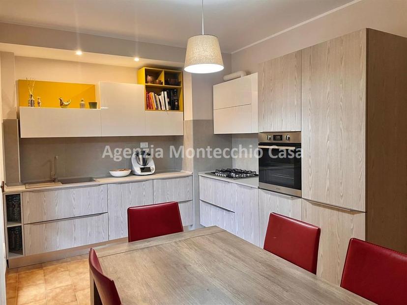 Appartamento in Via Evangelista Torricelli, Vallefoglia — foto 3 di 5